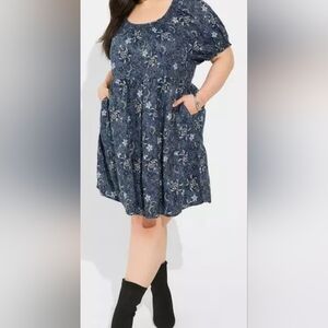 TORRID Mini Chambray Puff Sleeve Smocked Dress 1x/14-16 NWT